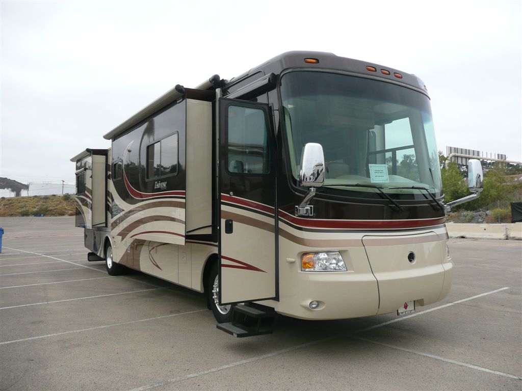 RV1