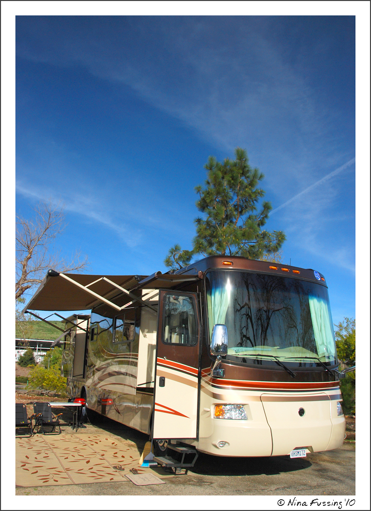 20100301_0079_RV in Santee Lakes (JPG)