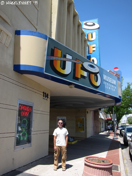 201104 Apr Roswell UFO Museum (7) (JPG)