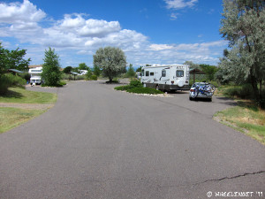 Another view down loop (site #20 on right, #21 on left)