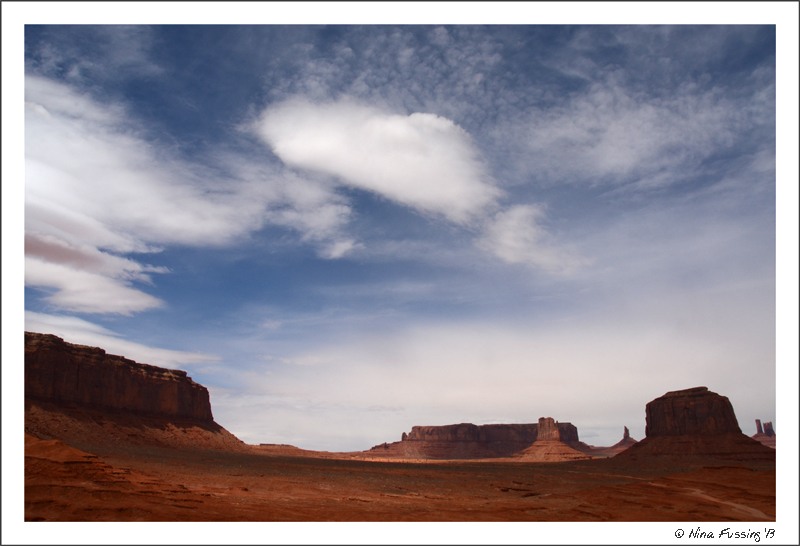 Vast landscapes seen from inside the valley