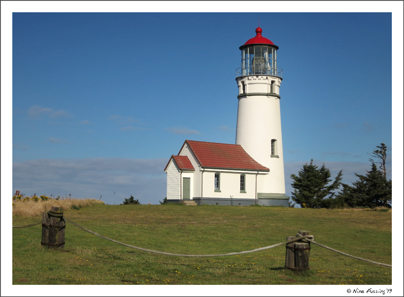 Gorgeous Cape Blanco Lighthouse on a fine day
