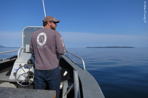 Glassy sea's and Beau at the wheel